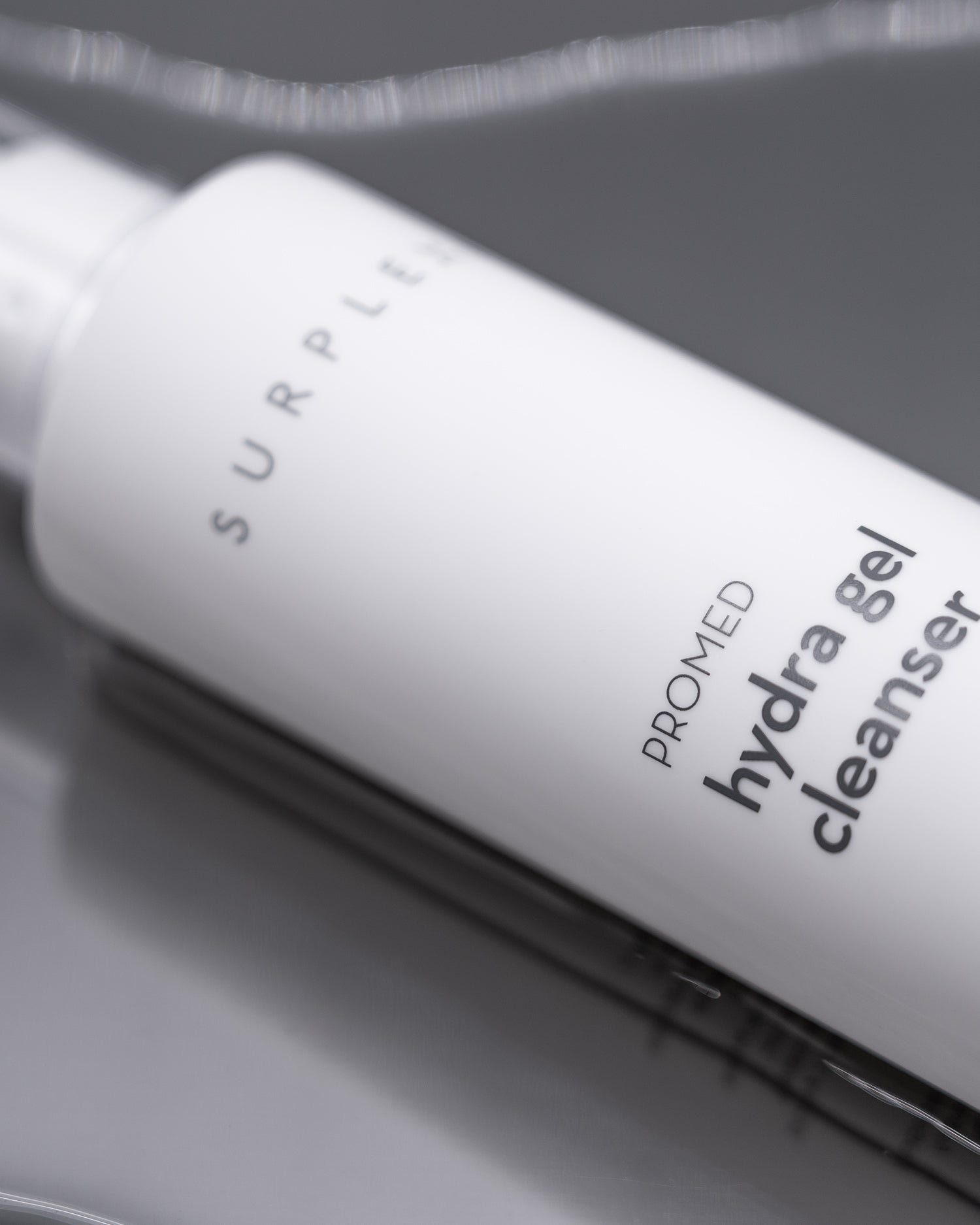 Surplexion Hydra Gel Cleanser